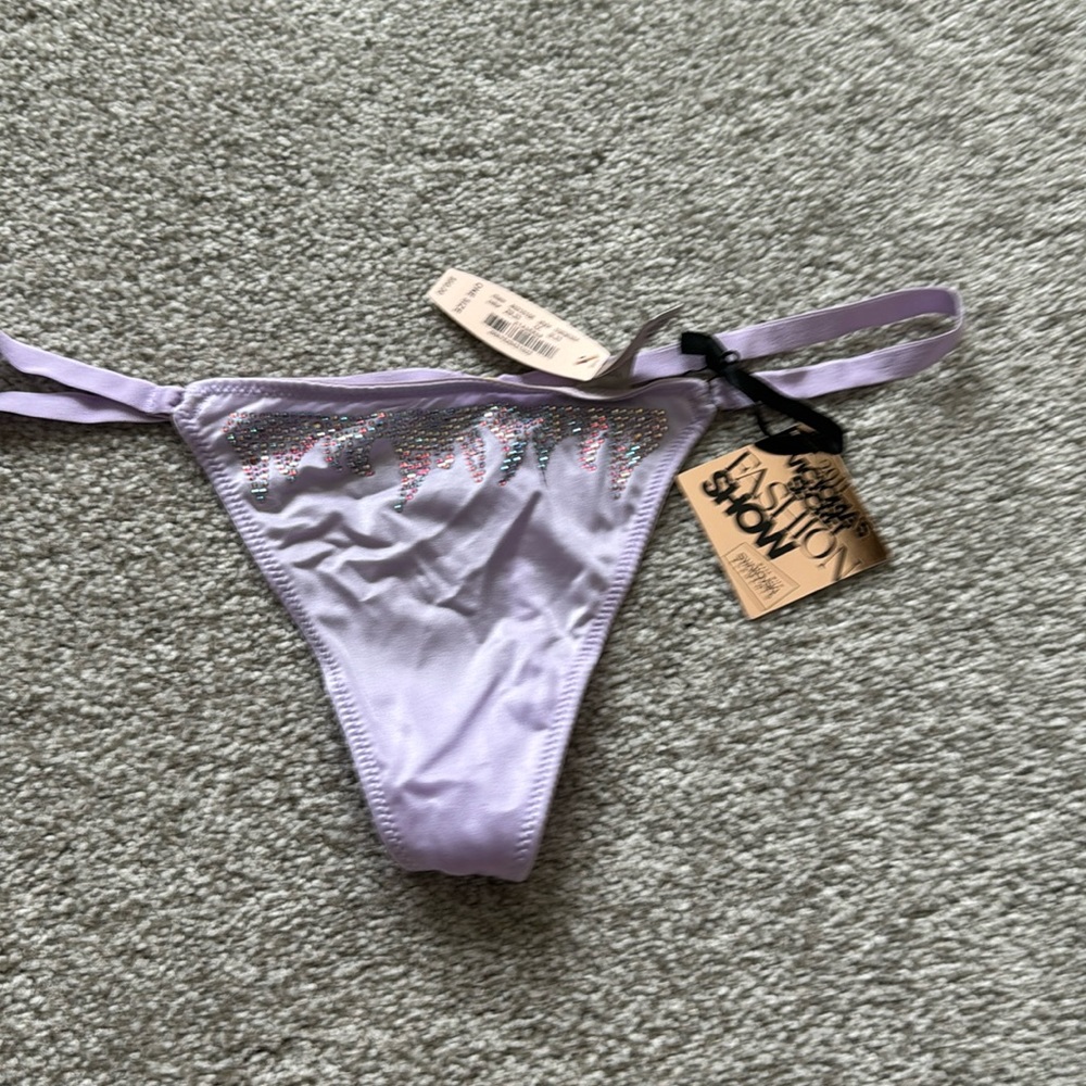 Victoria’s Secret limited edition fashion show  Swarovski purple thong O/S